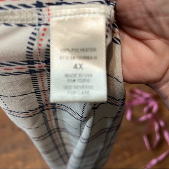 Plus size Wmns blouse bundle of 2 Flowy patterned plaid & sleeveless floral 4xlg - Picture 11 of 16